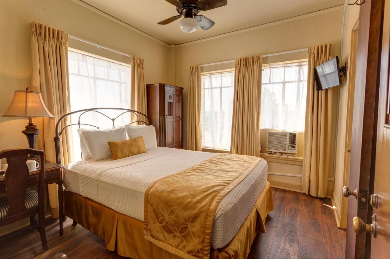The Faust Hotel New Braunfels Zewnętrze zdjęcie