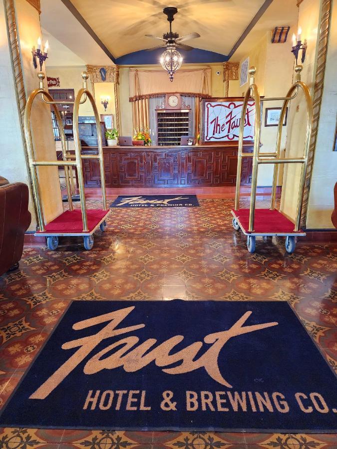 The Faust Hotel New Braunfels Zewnętrze zdjęcie